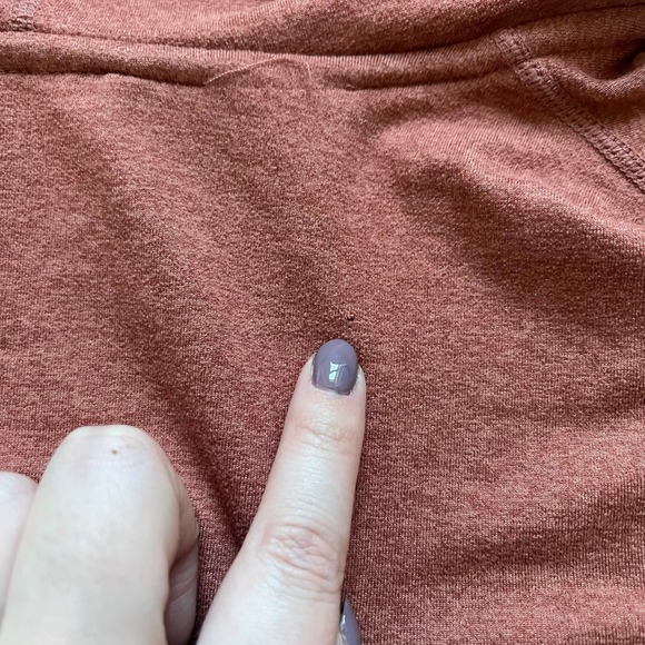 Vuori Women's Halo Performance Hoodie cinnamon Heather size XS - Picture 7 of 8